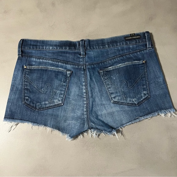 CITIZENS OF HUMANITY Cut-Off Denim Short - Picture 2 of 7